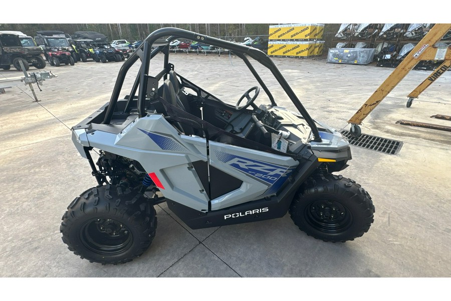 2026 Polaris RZR 200 EFI