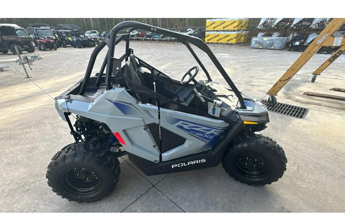 2026 Polaris RZR 200 EFI