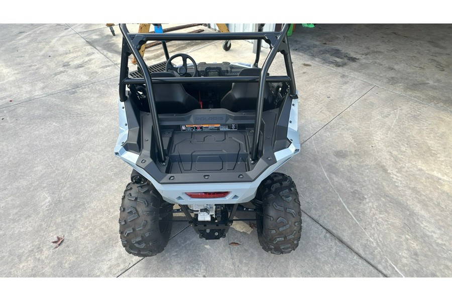2026 Polaris RZR 200 EFI