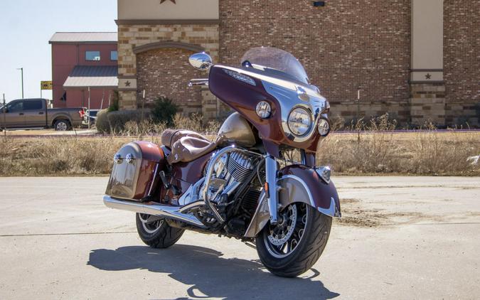 2020 Indian Motorcycle® Chieftain® Classic Icon Series Burnished Metallic/Sandstone Metallic