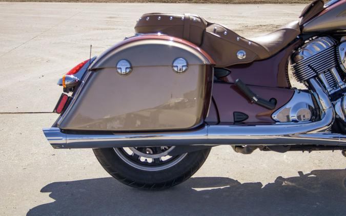 2020 Indian Motorcycle® Chieftain® Classic Icon Series Burnished Metallic/Sandstone Metallic