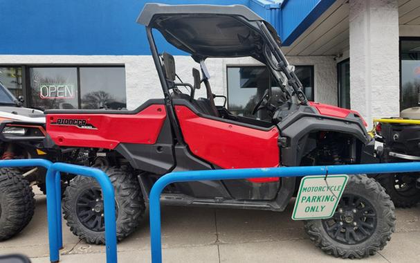 2020 Honda Pioneer 1000 M3D