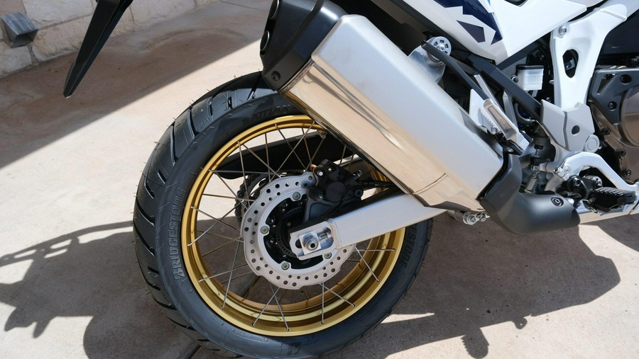 2026 HONDA AFRICA TWIN ADVENTURE SPORTS ES