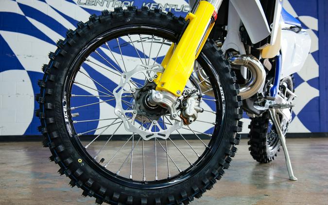 2027 TE 300 - Husqvarna Motorcycles
