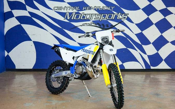 2027 TE 300 - Husqvarna Motorcycles