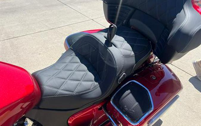 2024 Indian Motorcycle Pursuit® Limited® with PowerBand Audio Package