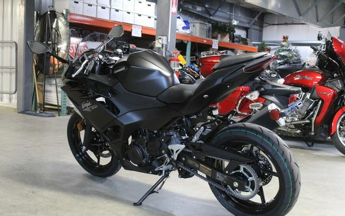 2026 Kawasaki Ninja® 500 ABS