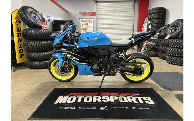 2026 YZF R7 - Yamaha