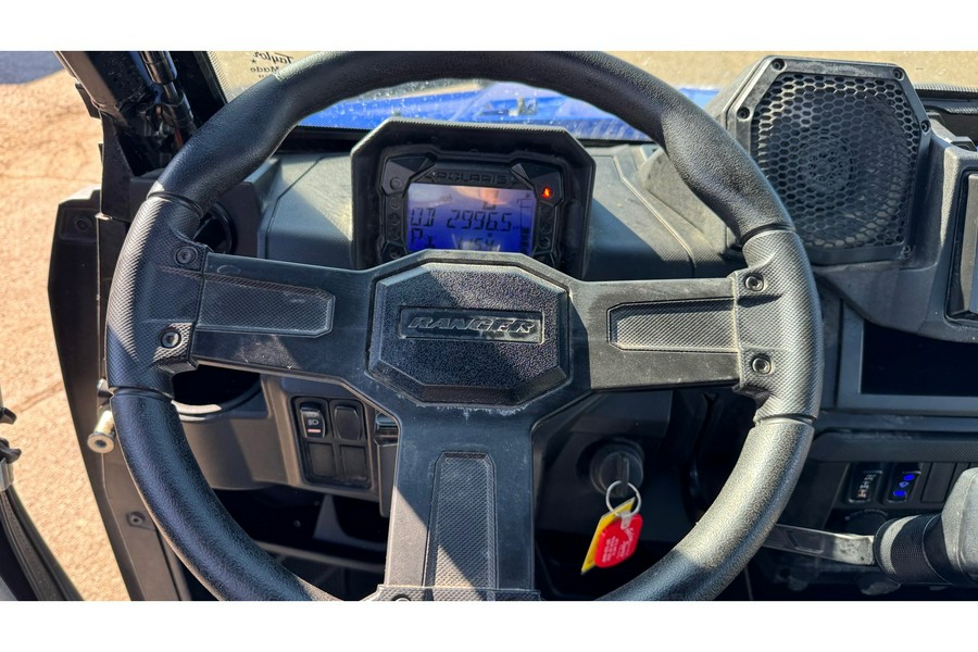 2022 Polaris RANGER 1000 Premium W/ CAB & HEAT