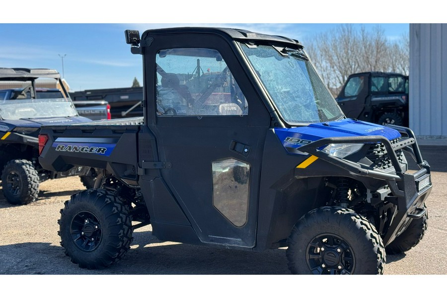 2022 Polaris RANGER 1000 Premium W/ CAB & HEAT