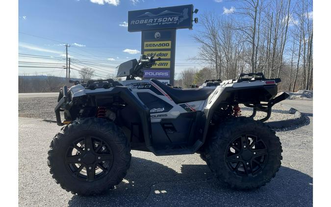 2023 Sportsman 850 Ultimate Trail Chalk Gloss - Polaris