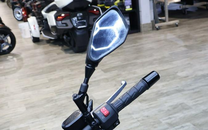 2025 Kawasaki Z500 ABS