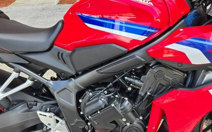 2026 Honda CBR650R E-Clutch