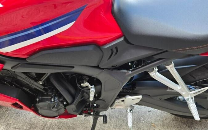 2026 Honda CBR650R E-Clutch