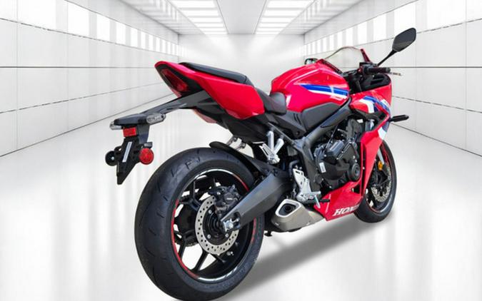 2026 Honda CBR650R E-Clutch