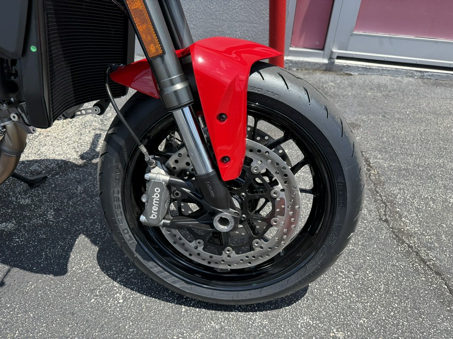 2026 Ducati Monster Plus DEMO Ducati Red