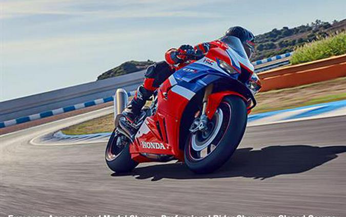 2025 Honda CBR1000RR-R Fireblade SP