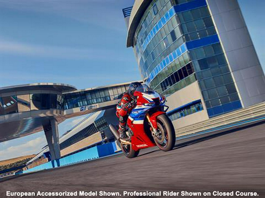 2025 Honda CBR1000RR-R Fireblade SP