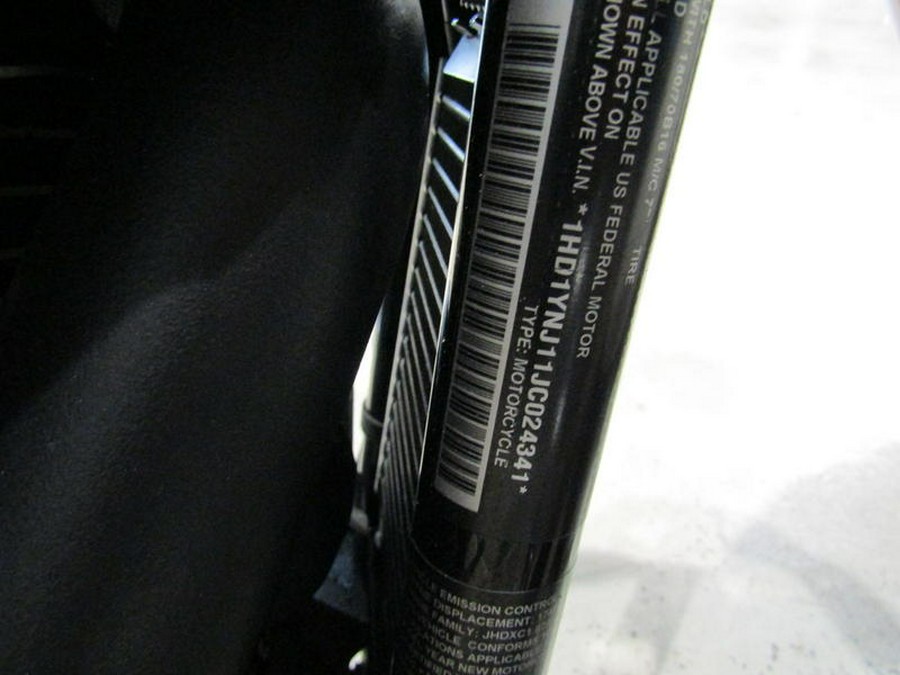 2018 Harley-Davidson® FXLR - Softail® Low Rider®