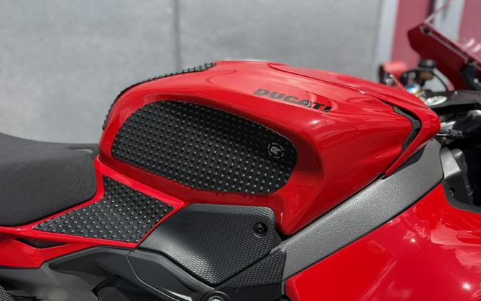 2025 Ducati Panigale V4 S - 00877C