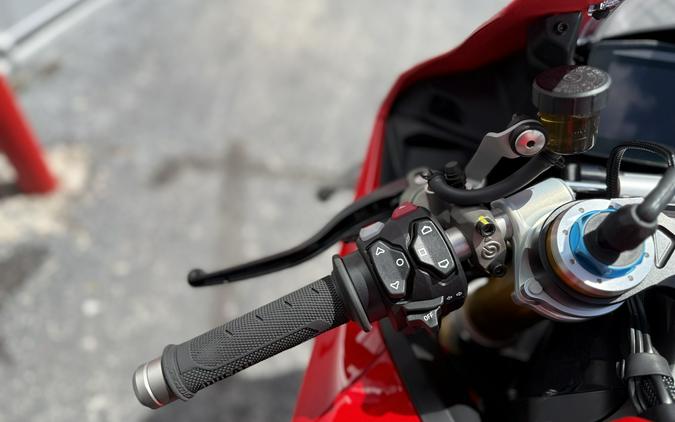2025 Ducati Panigale V4 S - 00877C