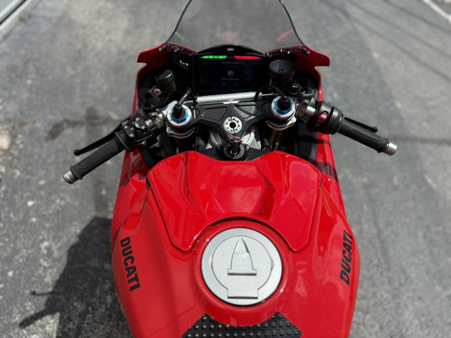 2025 Ducati Panigale V4 S - 00877C