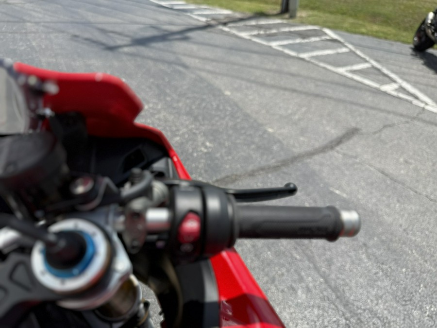 2025 Ducati Panigale V4 S - 00877C