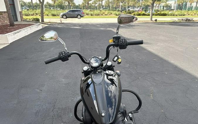 2022 Indian Chief Bobber ABS Black Metallic