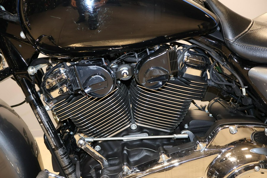 2022 Harley-Davidson Road King FLHR