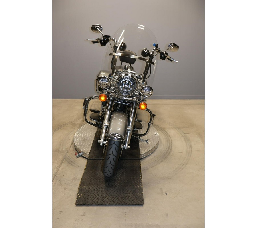 2022 Harley-Davidson Road King FLHR