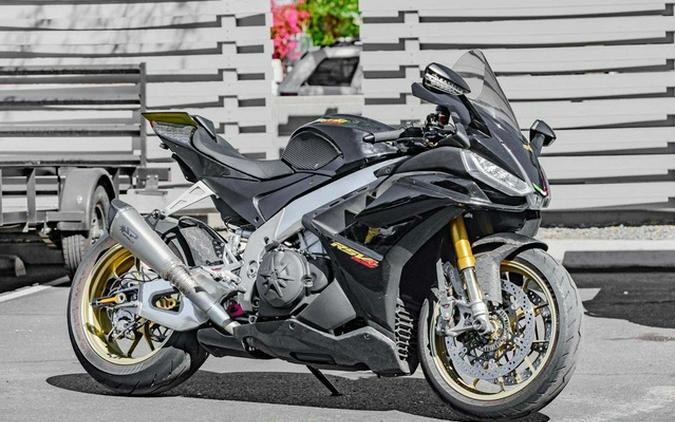 2022 Aprilia RSV4 Factory 1100
