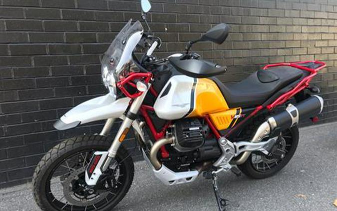 2023 Moto Guzzi V85 TT Adventure