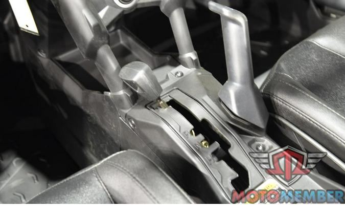 2026 Can-Am Maverick X3 RS Turbo RR Scandi Blue & Orange Crush