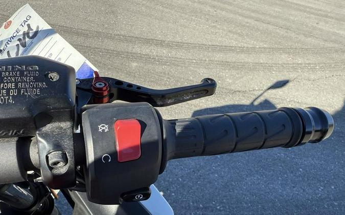 2023 Kawasaki Ninja® 650 Pearl Robotic White/Metallic Matte Graystone