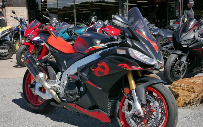 2024 Aprilia RSV4 1100