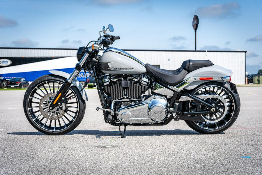 2024 Harley-Davidson® FXBR - Breakout®