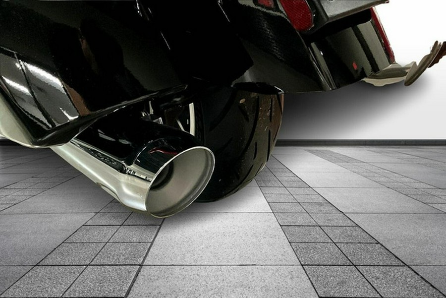 2025 Indian Pursuit Limited 112 Black Metallic