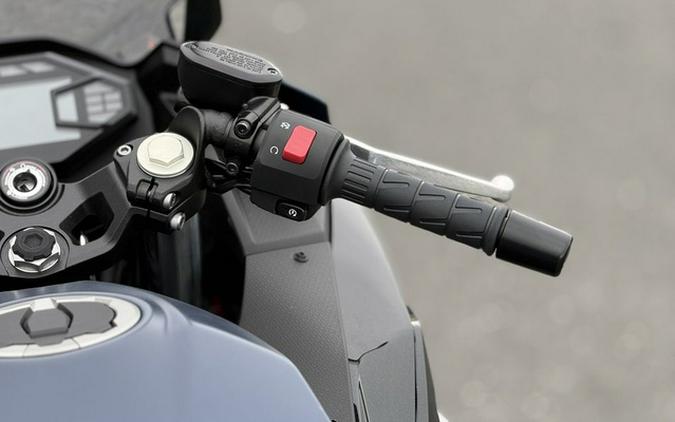 2026 Kawasaki Ninja 500 ABS Metallic Matte Twilight Blue ABS Metallic Yellowish GreenEbony