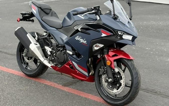 2026 Kawasaki Ninja 500 ABS Metallic Matte Twilight Blue ABS Metallic Yellowish GreenEbony