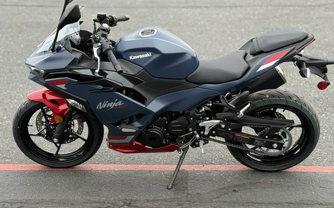 2026 Kawasaki Ninja 500 ABS Metallic Matte Twilight Blue ABS Metallic Yellowish GreenEbony