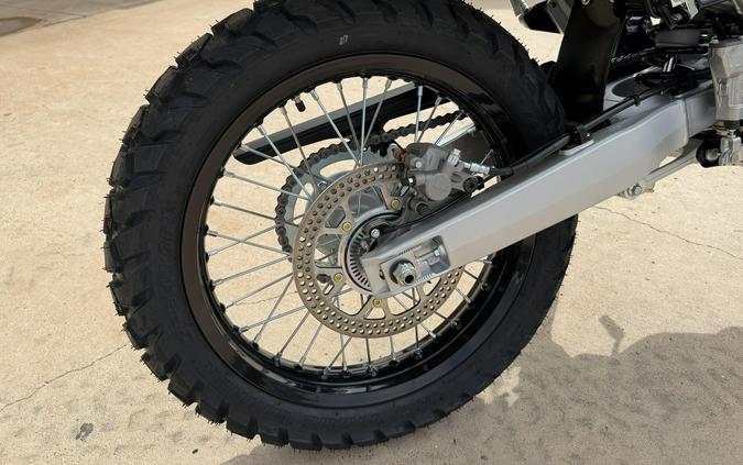 2026 SUZUKI DR-Z 400SM