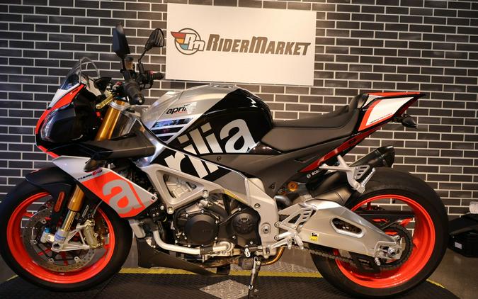 2016 Aprilia Tuono V4 FACTORY