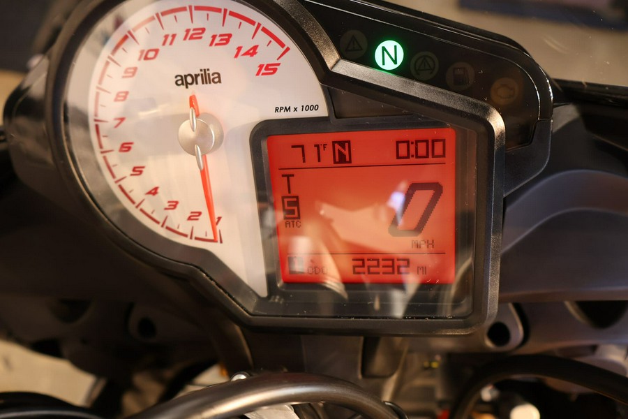 2016 Aprilia Tuono V4 FACTORY