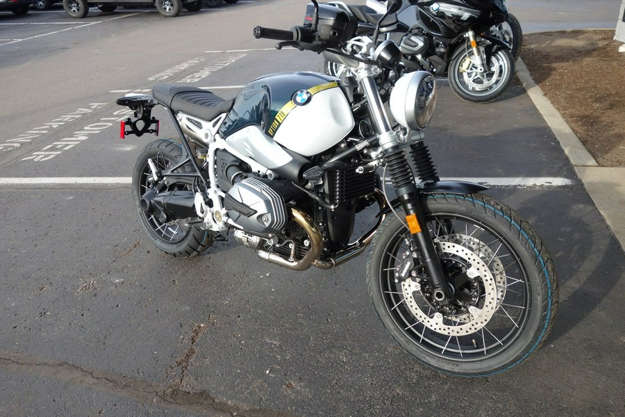 2023 BMW RnineT Scrambler