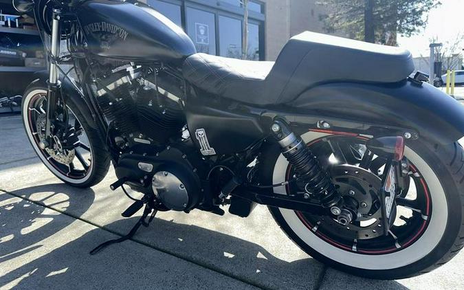 2018 Harley-Davidson® XL883N - Sportster® Iron 883™