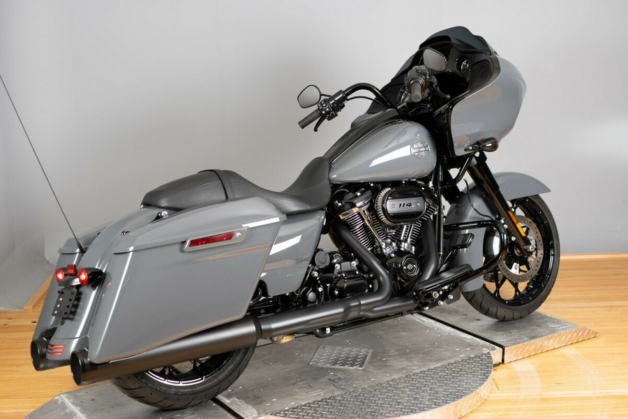 2022 Harley-Davidson® Road Glide® Special