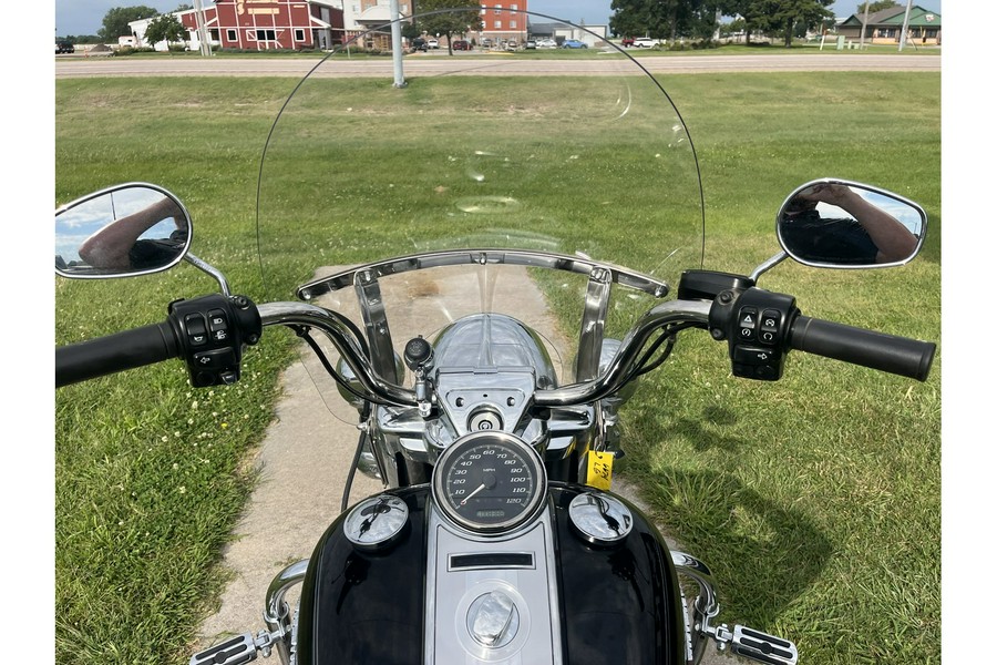 2014 Harley-Davidson® ROAD KING