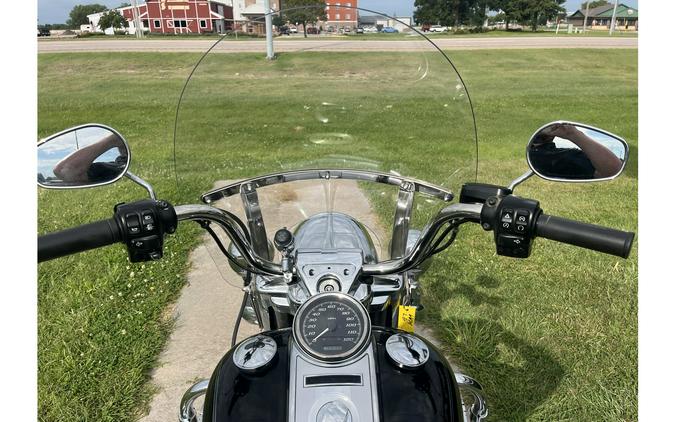 2014 Harley-Davidson® ROAD KING