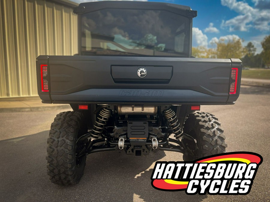 2026 Can-Am Defender Limited HD11