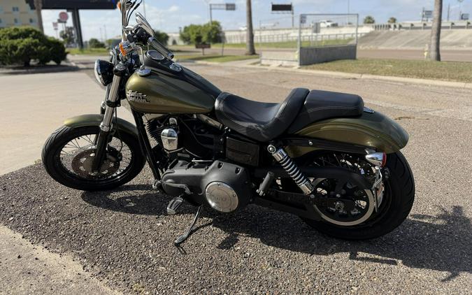 2016 Harley-Davidson Street Bob Olive Gold